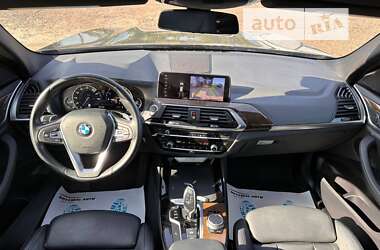 Внедорожник / Кроссовер BMW X3 2019 в Львове