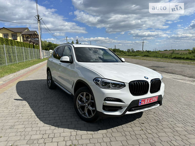 Внедорожник / Кроссовер BMW X3 2020 в Львове