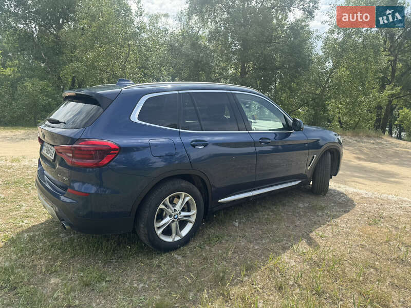 Внедорожник / Кроссовер BMW X3 2020 в Киеве