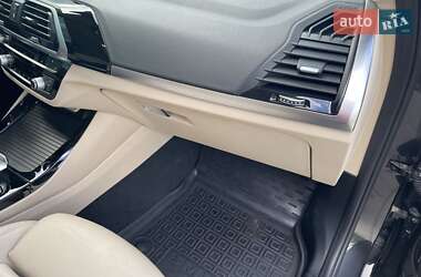 Внедорожник / Кроссовер BMW X3 2018 в Сумах