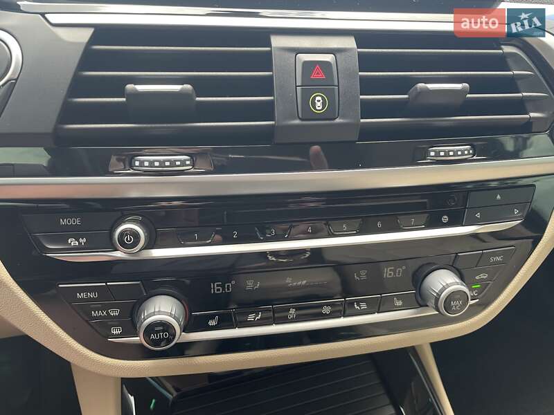 Внедорожник / Кроссовер BMW X3 2018 в Сумах