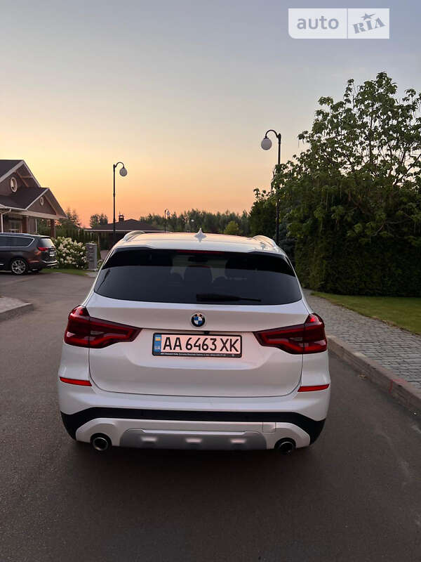 Внедорожник / Кроссовер BMW X3 2019 в Киеве