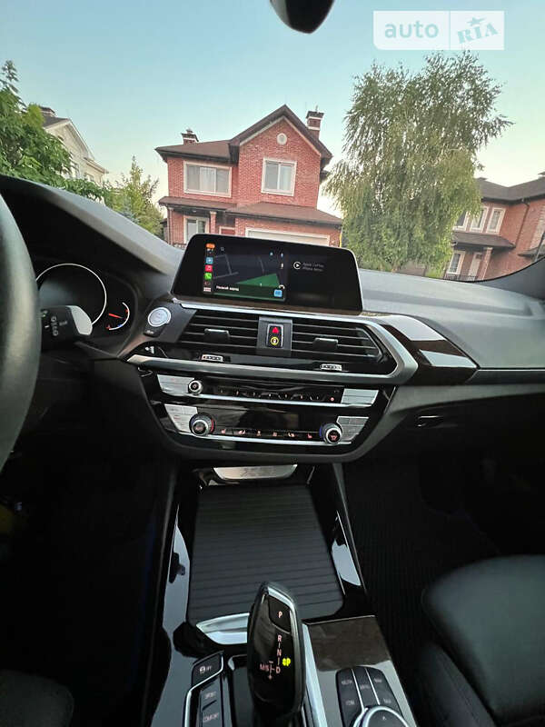 Внедорожник / Кроссовер BMW X3 2019 в Киеве
