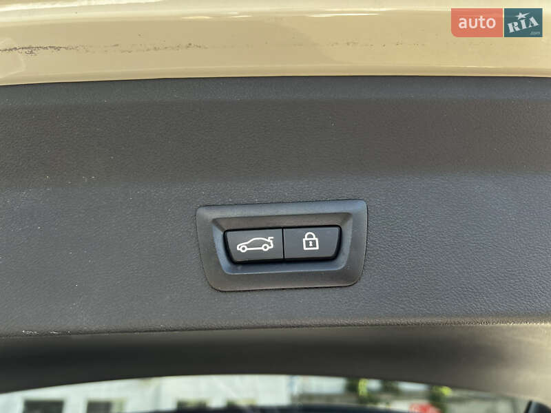 Внедорожник / Кроссовер BMW X3 2022 в Киеве