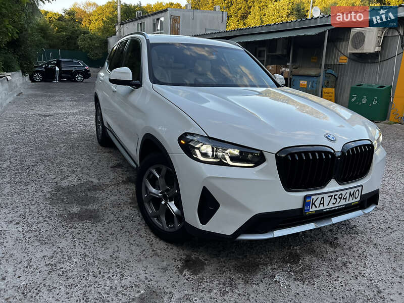 Внедорожник / Кроссовер BMW X3 2022 в Киеве