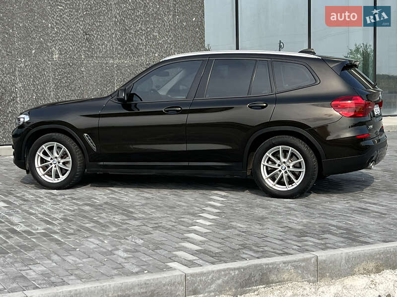 Внедорожник / Кроссовер BMW X3 2018 в Днепре фото 31 Внедорожник / Кроссовер BMW X3 2018 в Днепре