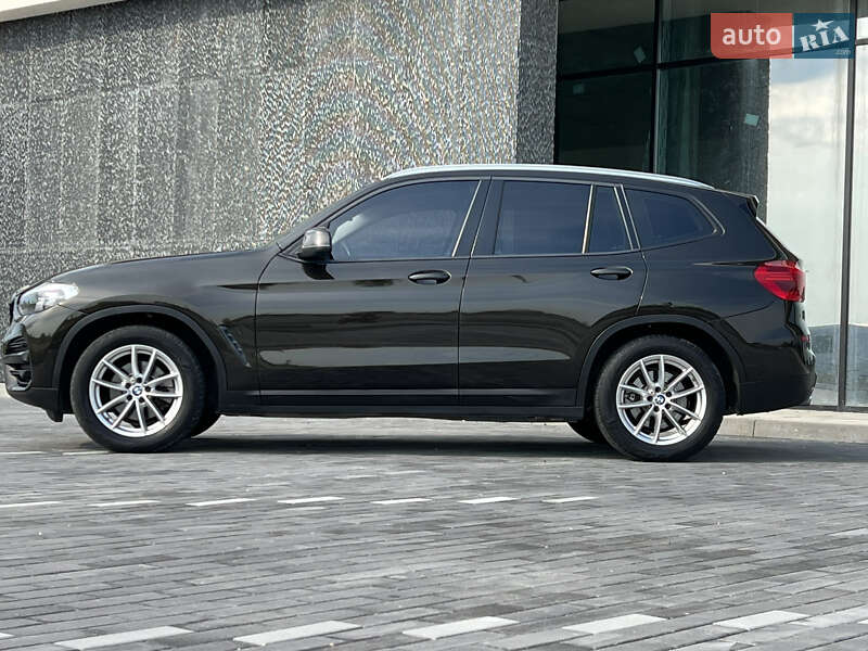 Внедорожник / Кроссовер BMW X3 2018 в Днепре фото 36 Внедорожник / Кроссовер BMW X3 2018 в Днепре