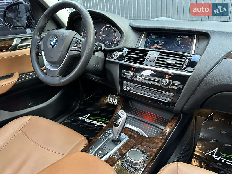 Внедорожник / Кроссовер BMW X3 2016 в Киеве