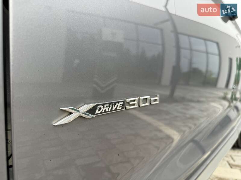 Внедорожник / Кроссовер BMW X3 2016 в Ужгороде