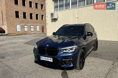 Внедорожник / Кроссовер BMW X3 2018 в 