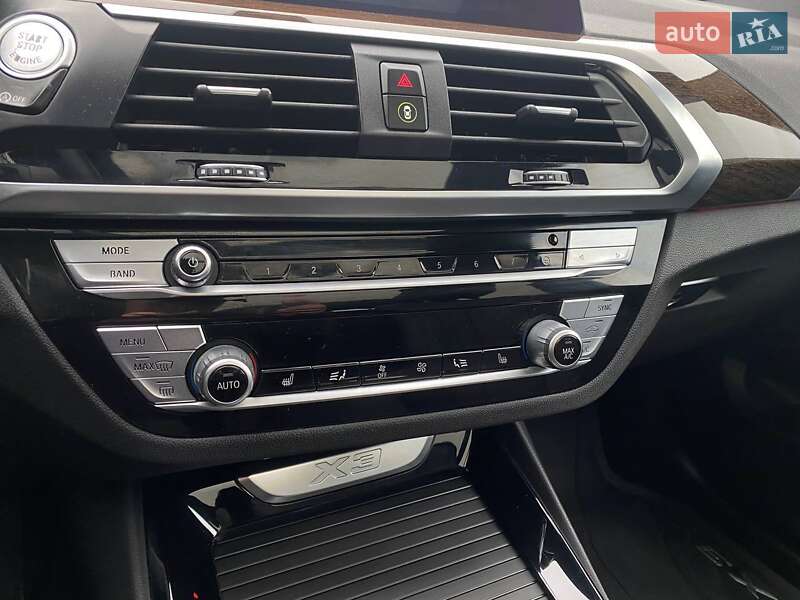 Внедорожник / Кроссовер BMW X3 2020 в Львове
