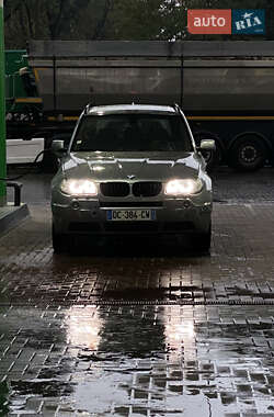 Позашляховик / Кросовер BMW X3 2004 в Запоріжжі