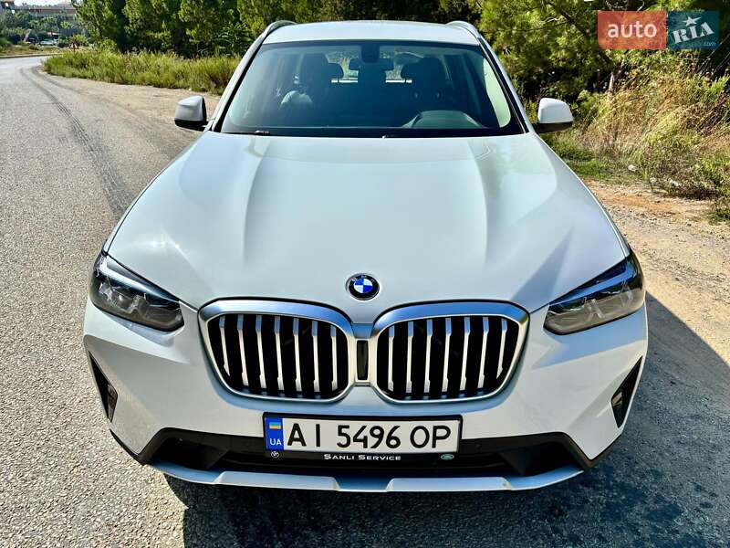 Внедорожник / Кроссовер BMW X3 2022 в 