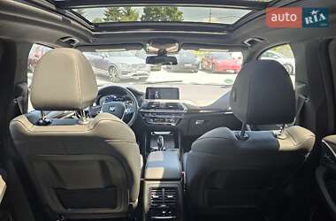 Внедорожник / Кроссовер BMW X3 2019 в 