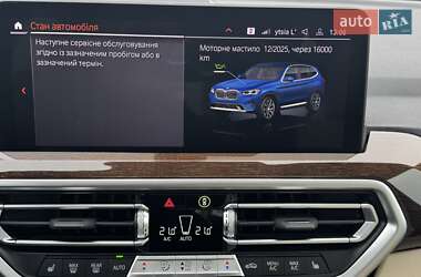 Позашляховик / Кросовер BMW X3 2021 в 