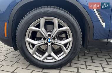 Позашляховик / Кросовер BMW X3 2021 в 