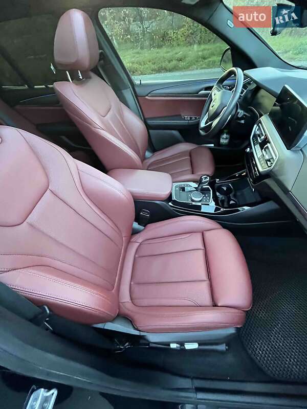 Позашляховик / Кросовер BMW X3 2021 в Ужгороді фото 18 Позашляховик / Кросовер BMW X3 2021 в Ужгороді