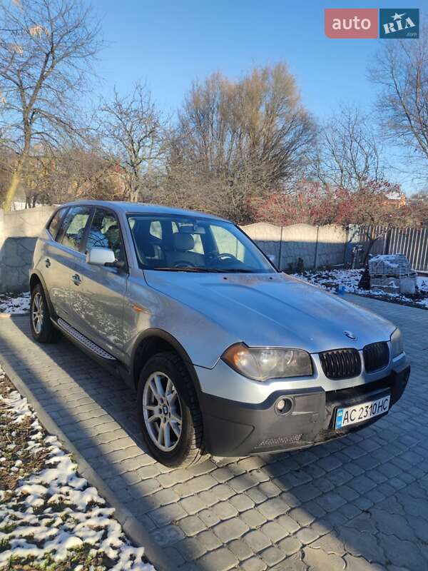 Позашляховик / Кросовер BMW X3 2004 в Луцьку