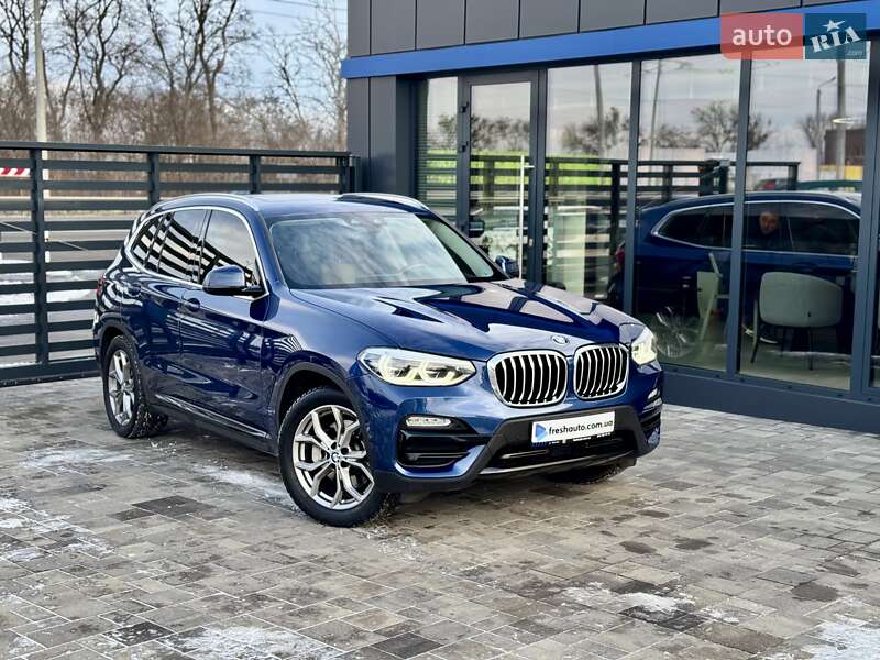 Внедорожник / Кроссовер BMW X3 2018 в Ровно