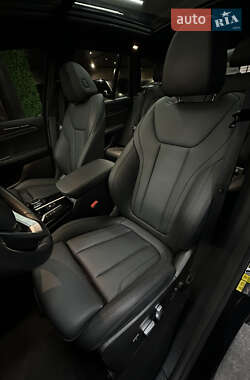 Внедорожник / Кроссовер BMW X3 2021 в 