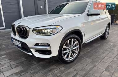 Внедорожник / Кроссовер BMW X3 2019 в 