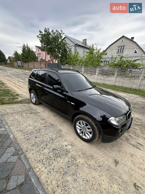 Внедорожник / Кроссовер BMW X3 2008 в 