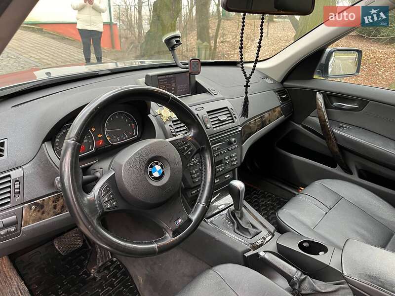 Позашляховик / Кросовер BMW X3 2009 в Острозі