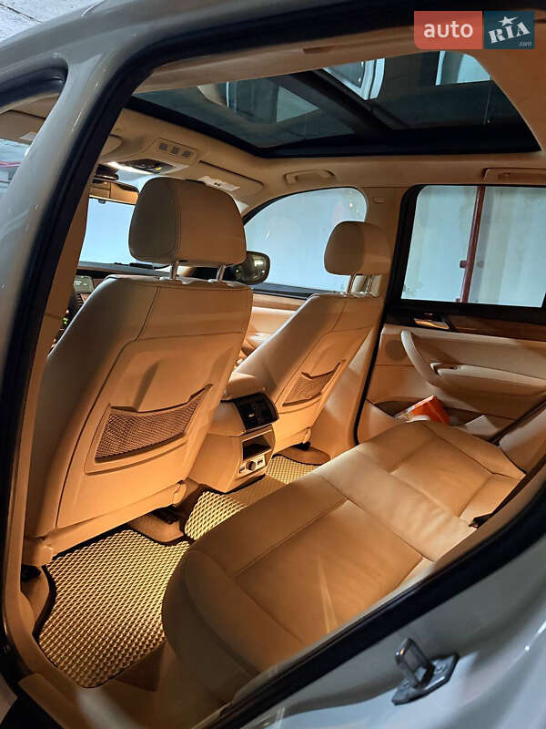 Внедорожник / Кроссовер BMW X3 2014 в Одессе