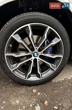 Позашляховик / Кросовер BMW X3 2019 в 