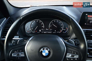 Позашляховик / Кросовер BMW X3 2019 в 