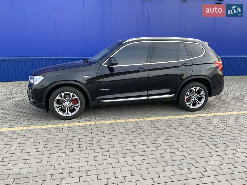 Внедорожник / Кроссовер BMW X3 2016 в Нововолынске
