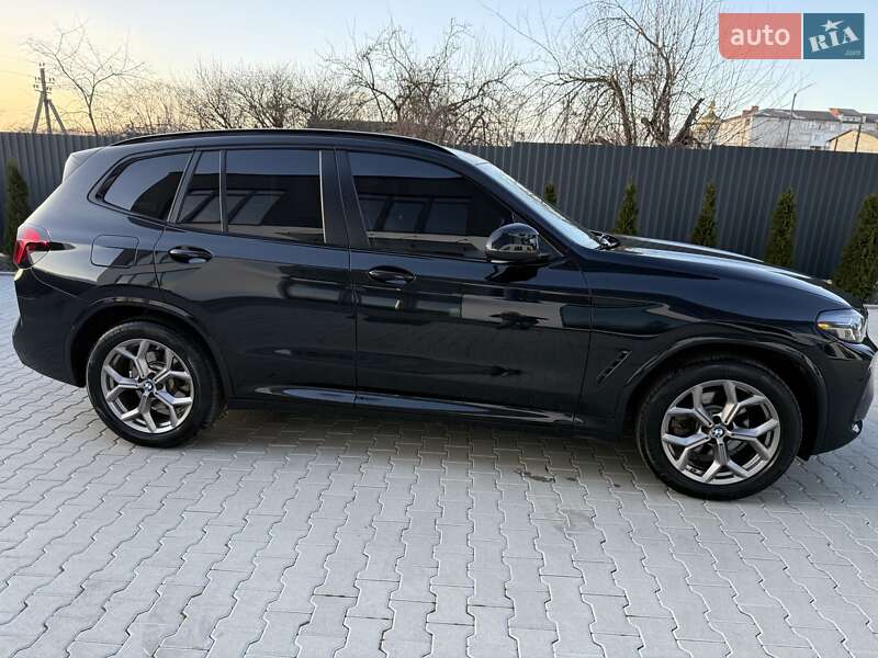 Внедорожник / Кроссовер BMW X3 2022 в 