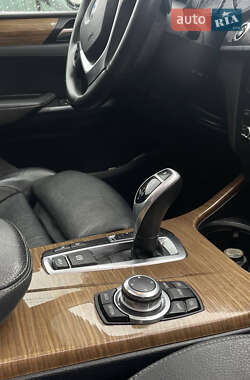 Внедорожник / Кроссовер BMW X3 2010 в 