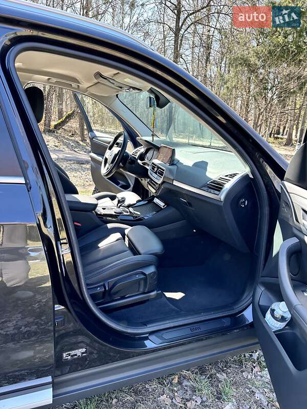 Внедорожник / Кроссовер BMW X3 2022 в Киеве