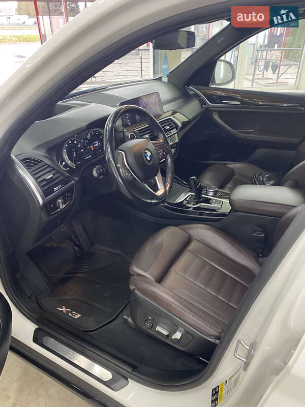Позашляховик / Кросовер BMW X3 2018 в Львові фото 22 Позашляховик / Кросовер BMW X3 2018 в Львові