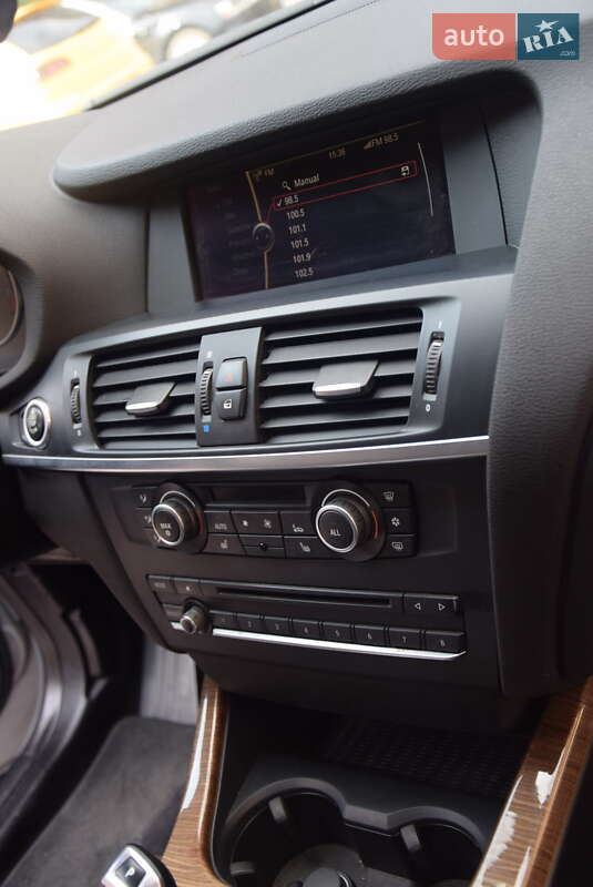 Позашляховик / Кросовер BMW X3 2011 в Києві