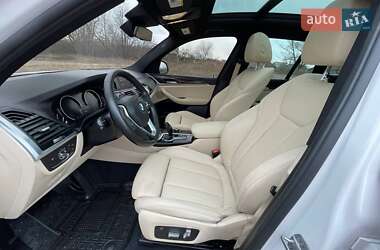 Позашляховик / Кросовер BMW X3 2018 в 