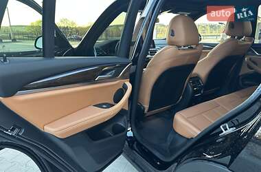 Позашляховик / Кросовер BMW X3 2023 в 