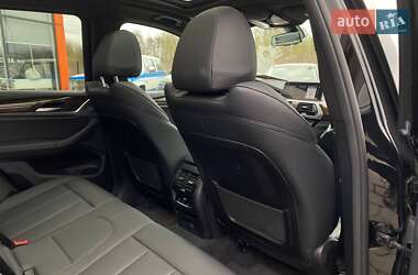Позашляховик / Кросовер BMW X3 2018 в 