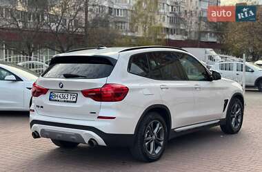 Внедорожник / Кроссовер BMW X3 2018 в 