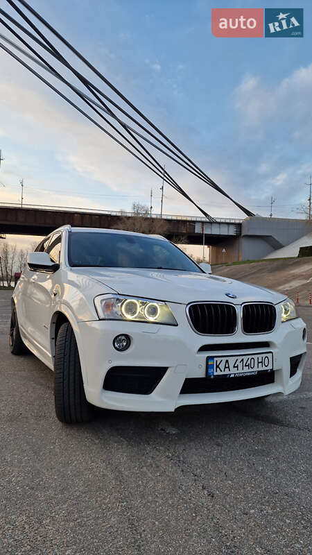 Внедорожник / Кроссовер BMW X3 2013 в 