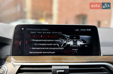 Внедорожник / Кроссовер BMW X3 2018 в 