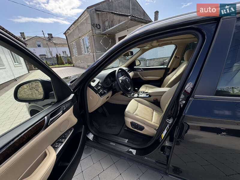 Внедорожник / Кроссовер BMW X3 2017 в Золочеве