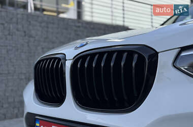 Внедорожник / Кроссовер BMW X3 2020 в 
