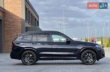 Позашляховик / Кросовер BMW X3 2021 в 