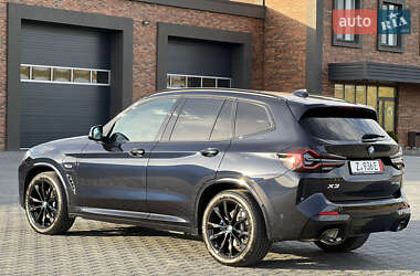 Позашляховик / Кросовер BMW X3 2021 в 