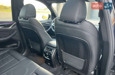 Позашляховик / Кросовер BMW X3 2021 в 