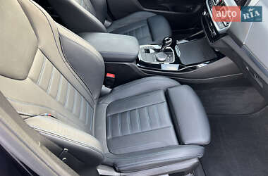 Позашляховик / Кросовер BMW X3 2021 в 