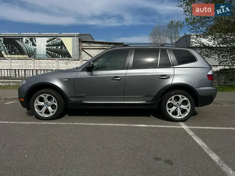 Позашляховик / Кросовер BMW X3 2010 в 