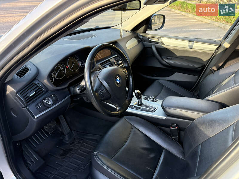 Внедорожник / Кроссовер BMW X3 2013 в Миргороде